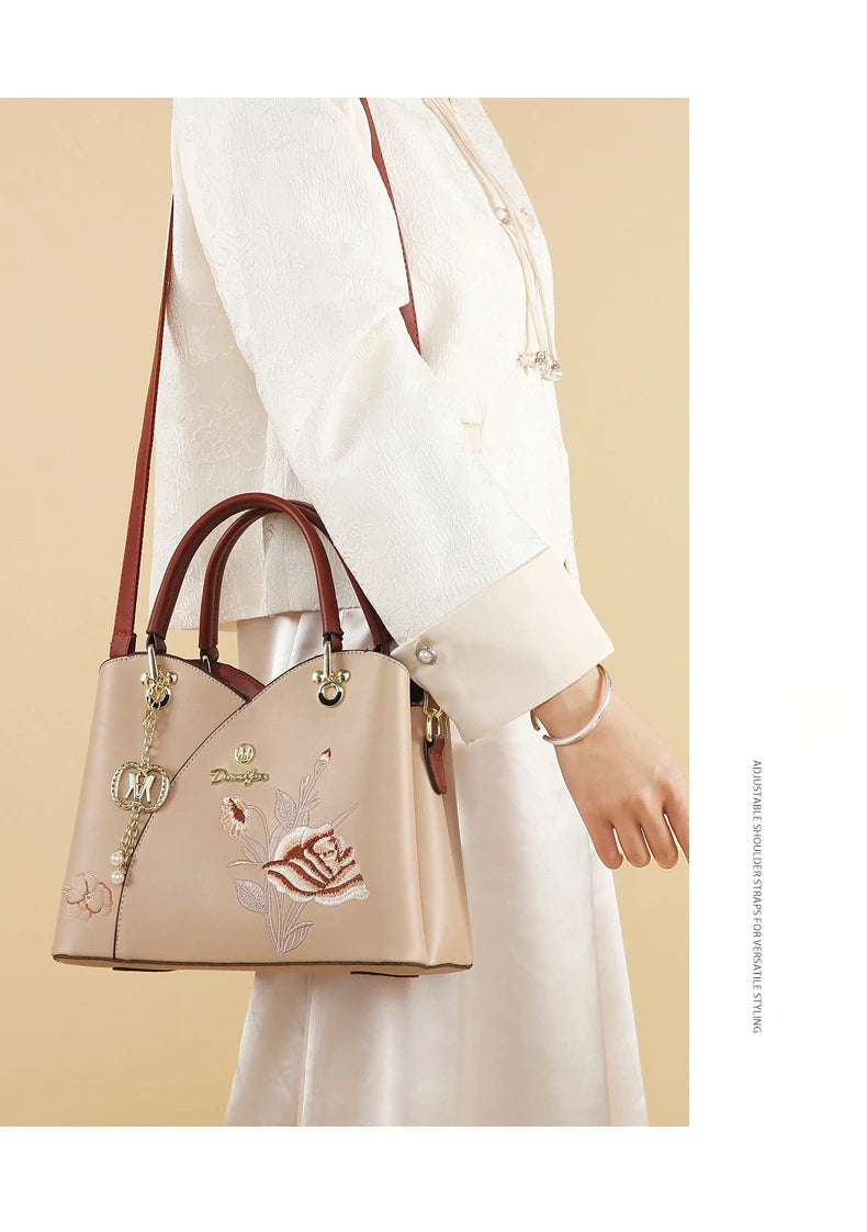 Mother's Day gift: a bag for mom，Carnation Embroidered Handbag，Beautiful tote bag for commuting，Lightweight, large-capacity thre