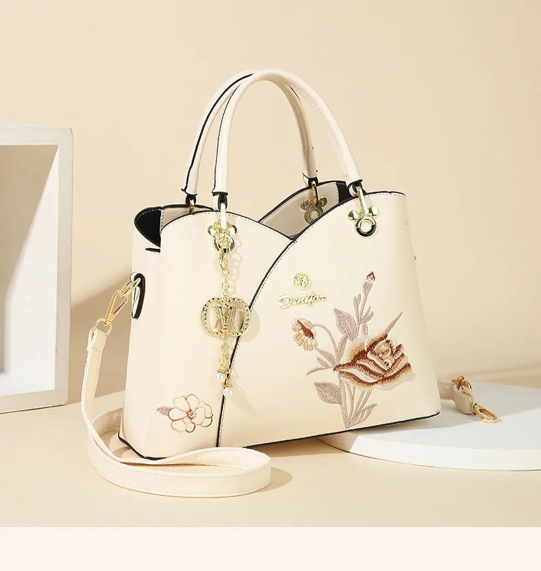 Mother's Day gift: a bag for mom，Carnation Embroidered Handbag，Beautiful tote bag for commuting，Lightweight, large-capacity thre