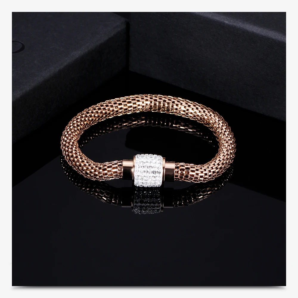 NEW Designer Jewelry Bijouterie Rhinestone Charm Bracelets For Women Stainless Steel Magnet Clasp Crystal Bracelets & Bangles