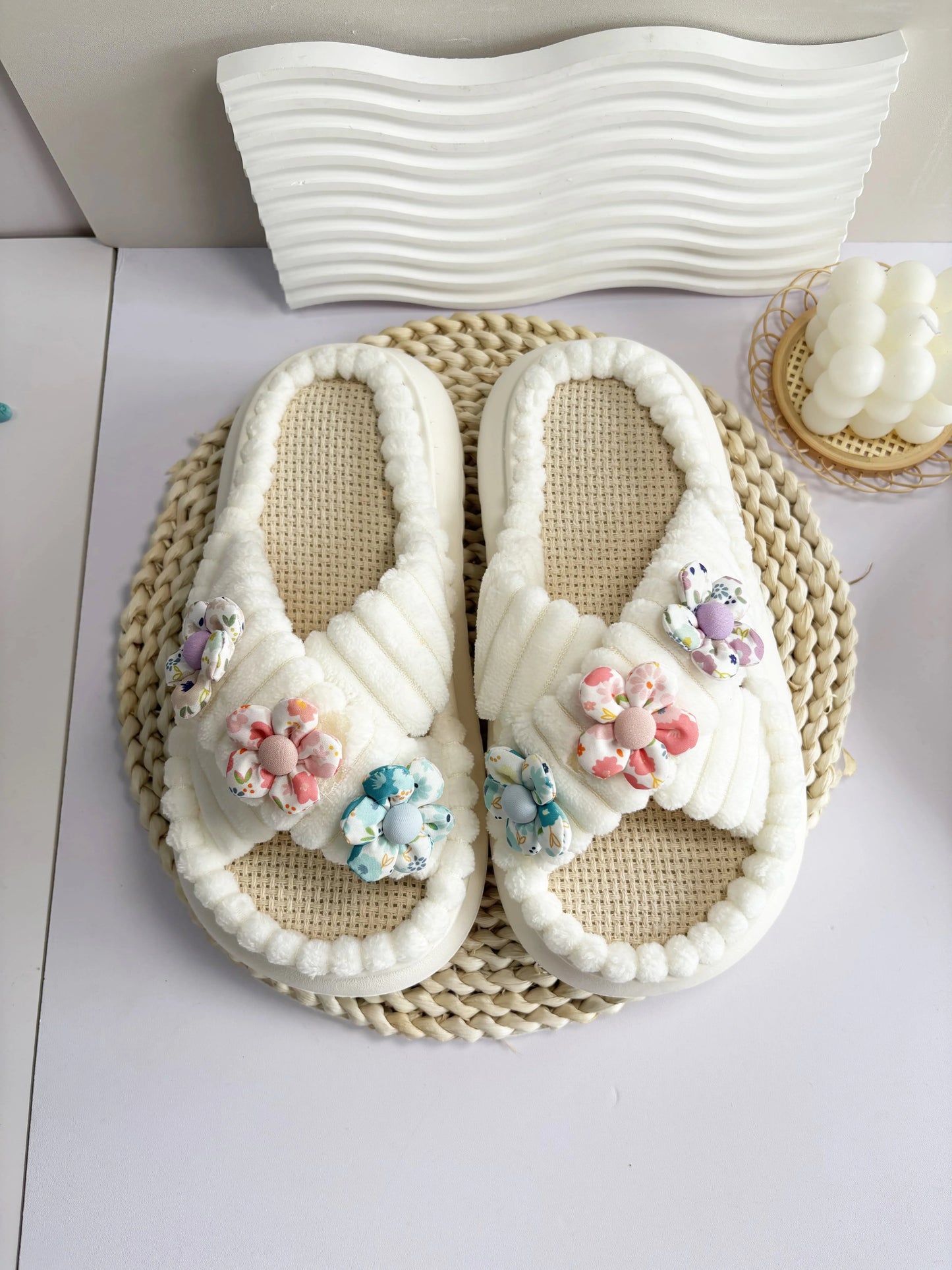 2024 Autumn Winter New Women Home Slippers Open-Toe Cross Band Linen Soled Indoor Slides Linen Soled Non-Slip Bathroom Slippers